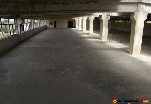 Warehouses to let in Hala D